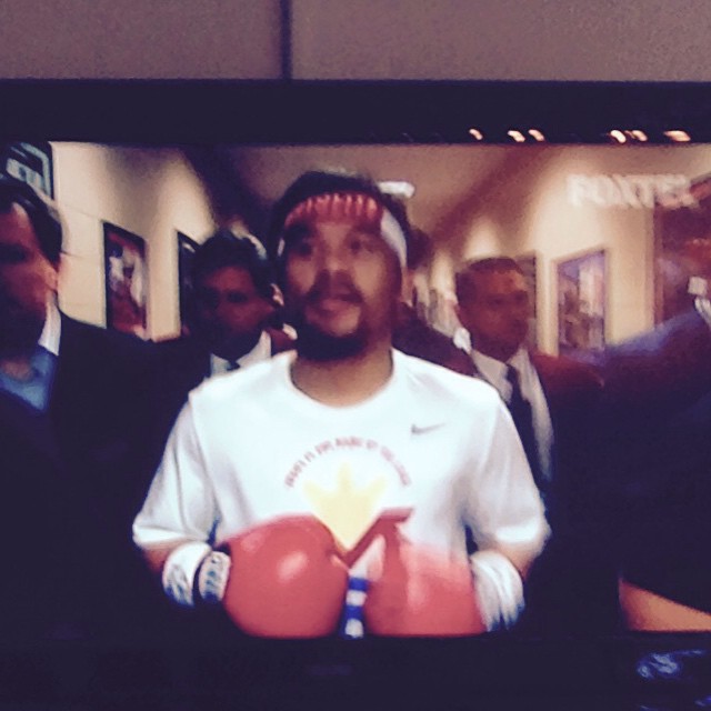 Cmon legend! #mayweatherpacquiau